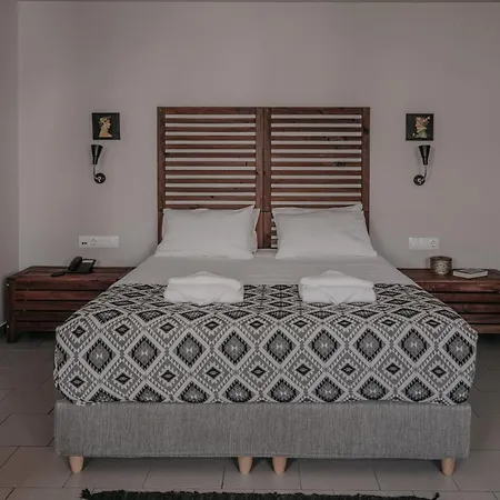 Tellus 2* Chania (Crete)